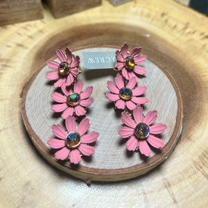 NWT J.CREW Pink Flower Earrings 💖